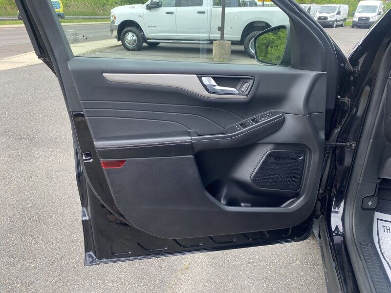2022 Ford Escape SEL Hybrid Bristol  PA