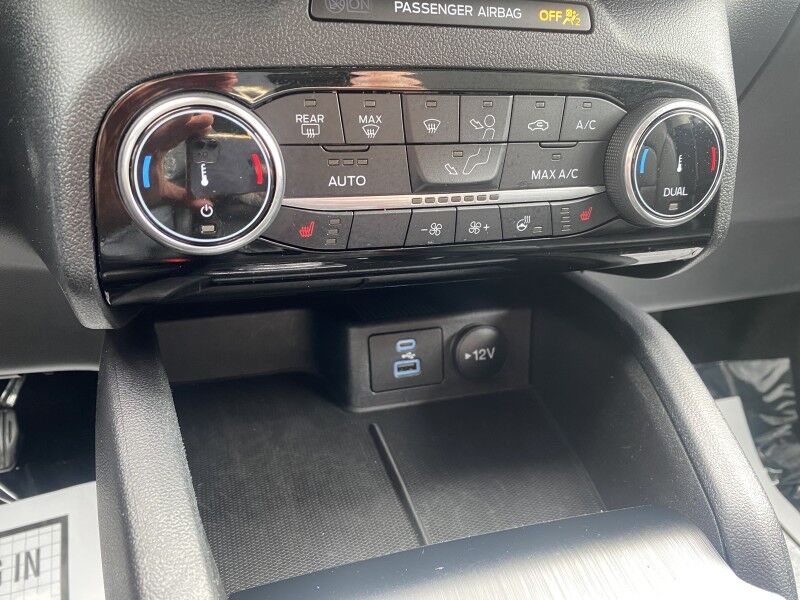 2022 Ford Escape SEL Hybrid Bristol  PA