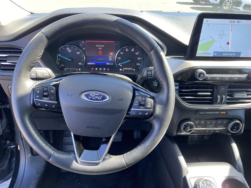 2022 Ford Escape SEL Hybrid