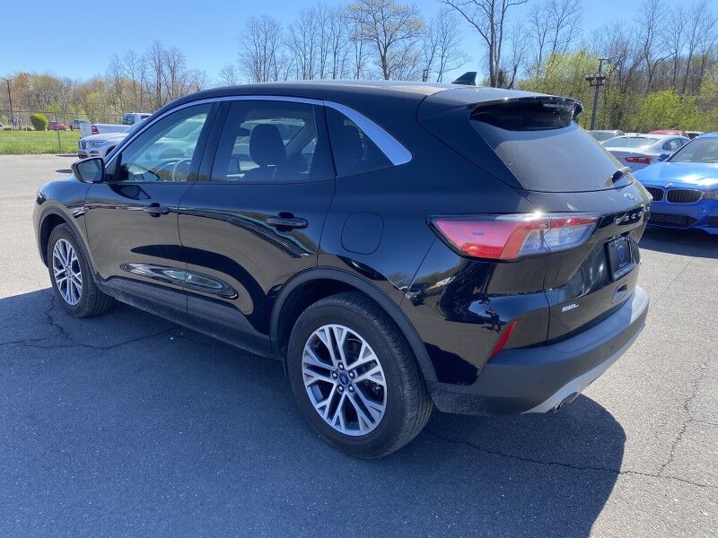 2022 Ford Escape SEL Hybrid