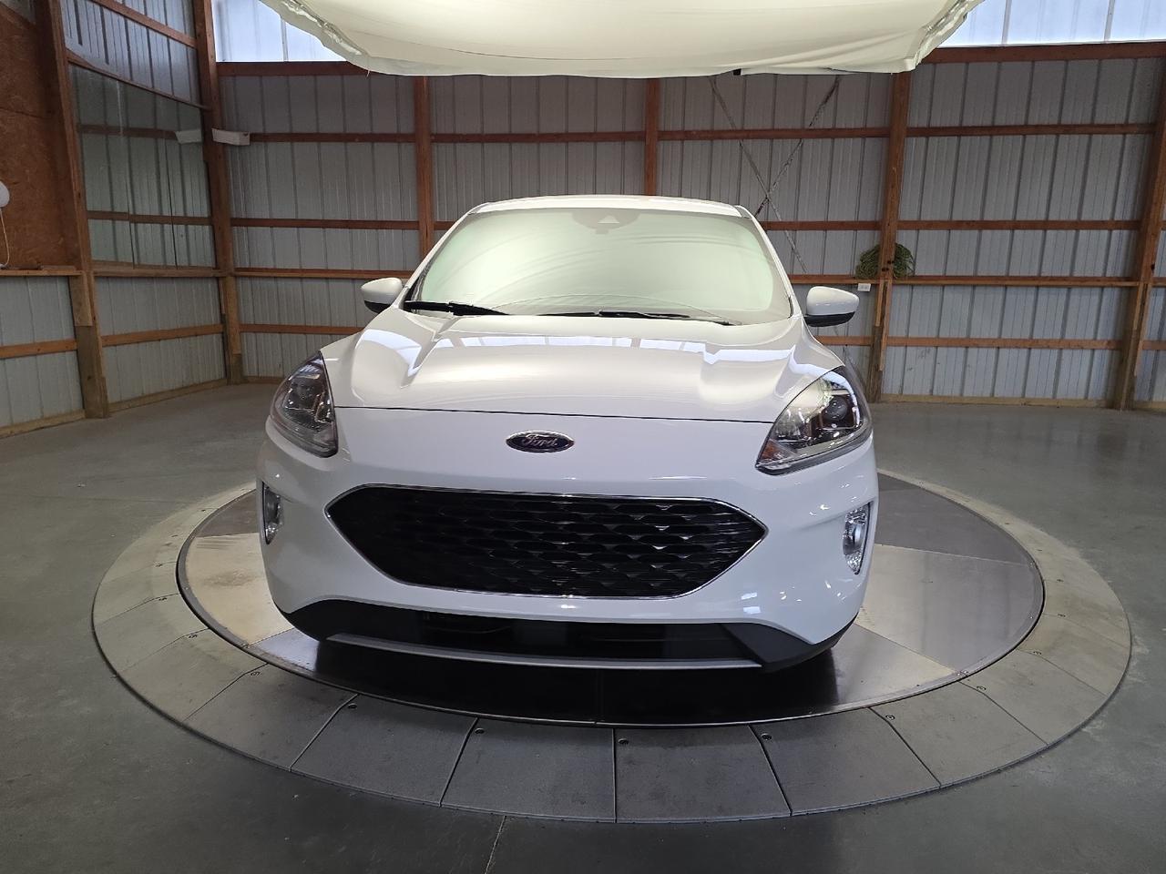 2022 Ford Escape SEL Hybrid Sand Lake NY