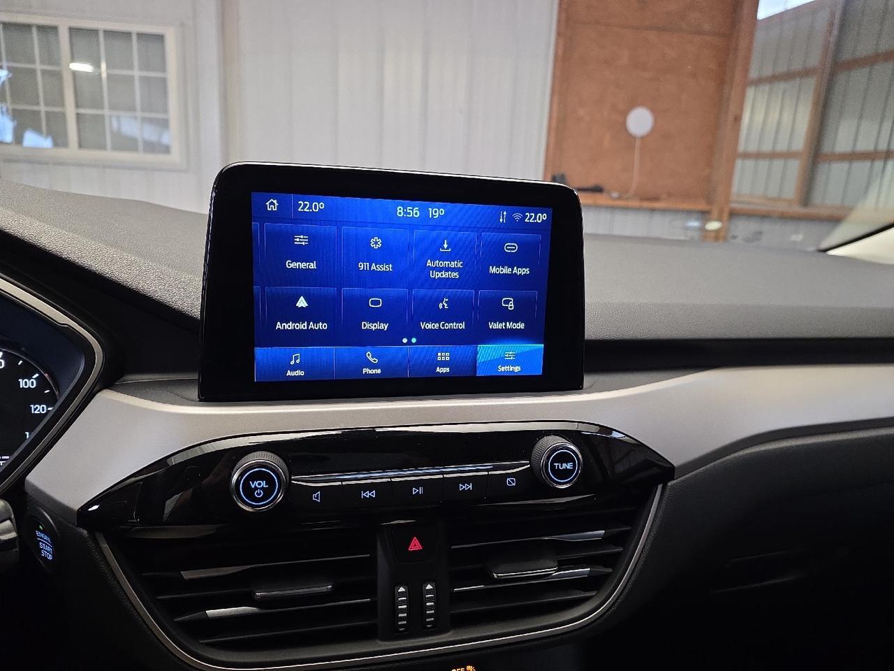 2022 Ford Escape SEL Hybrid Sand Lake NY