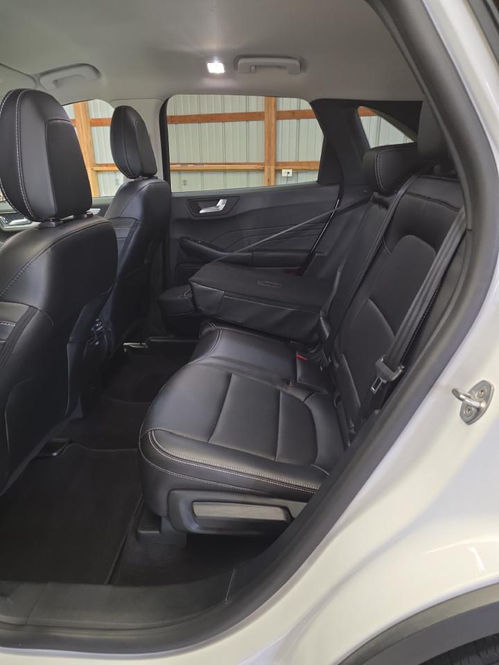 2022 Ford Escape SEL Hybrid Sand Lake NY