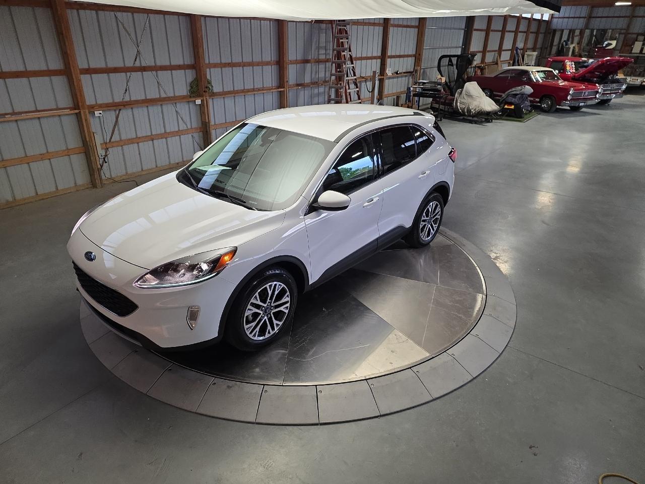 2022 Ford Escape SEL Hybrid Sand Lake NY