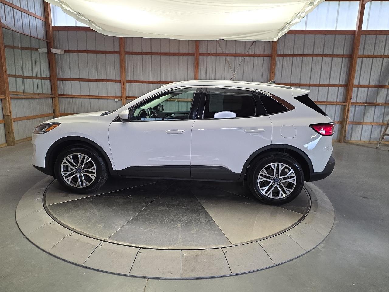 2022 Ford Escape SEL Hybrid