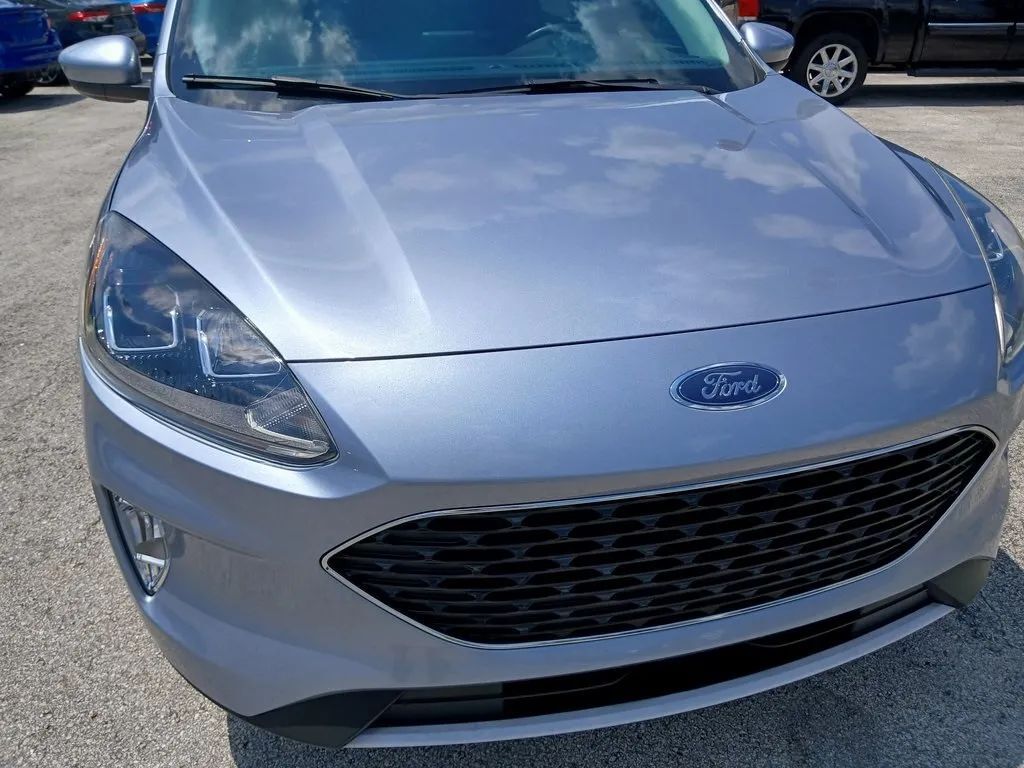 2022 Ford Escape SEL Hybrid Sport Utility 4D Maitland FL