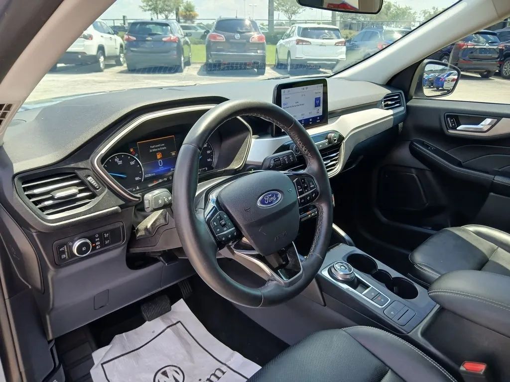 2022 Ford Escape SEL Hybrid Sport Utility 4D Maitland FL