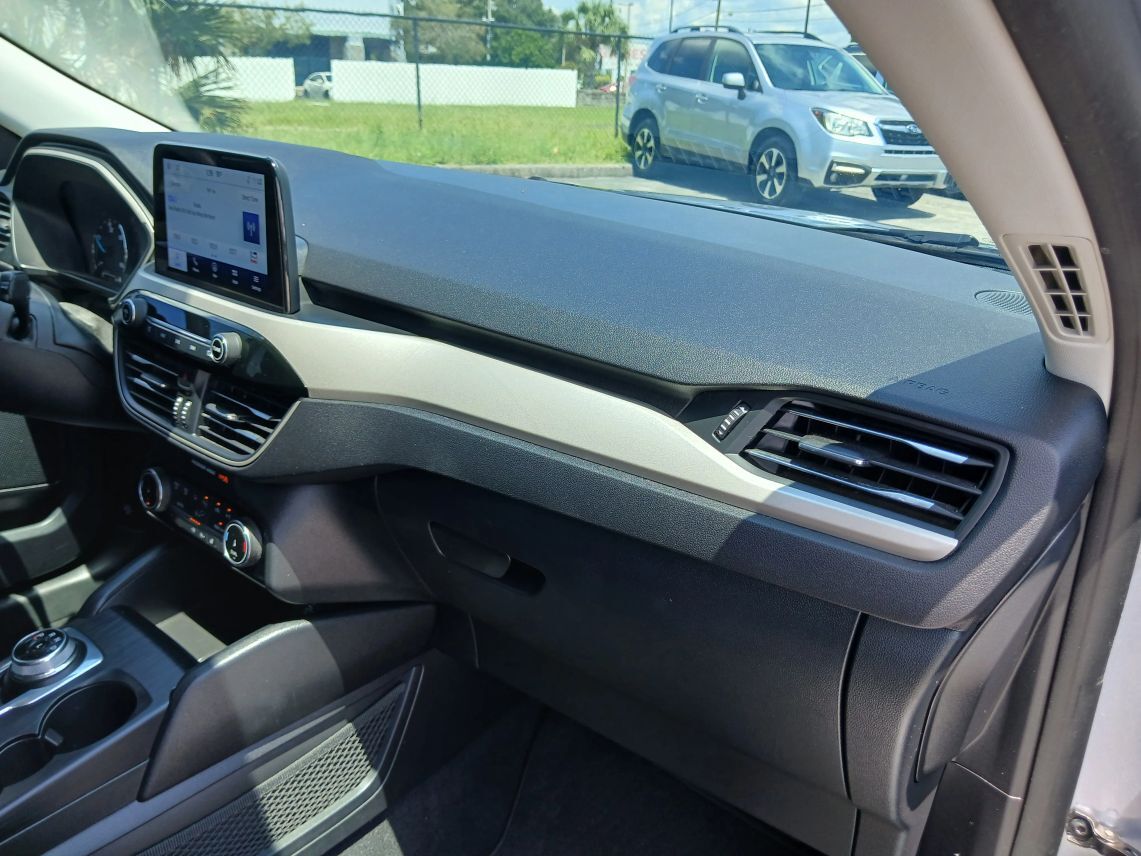 2022 Ford Escape SEL Hybrid Sport Utility 4D Maitland FL