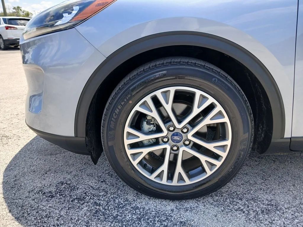 2022 Ford Escape SEL Hybrid Sport Utility 4D Maitland FL