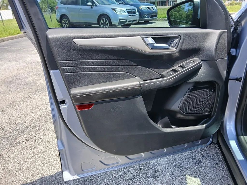 2022 Ford Escape SEL Hybrid Sport Utility 4D Maitland FL