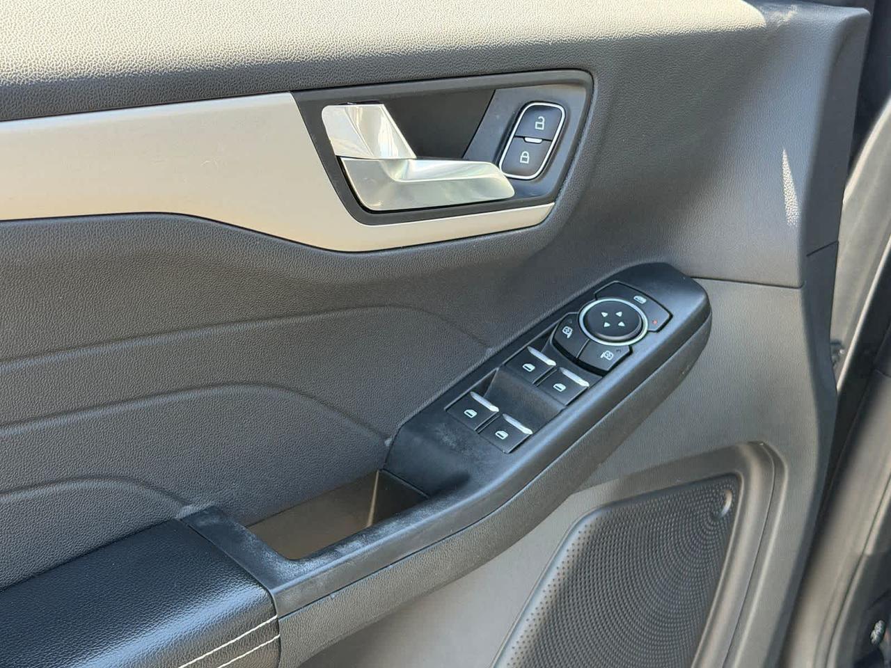 2022 Ford Escape SEL Irving TX