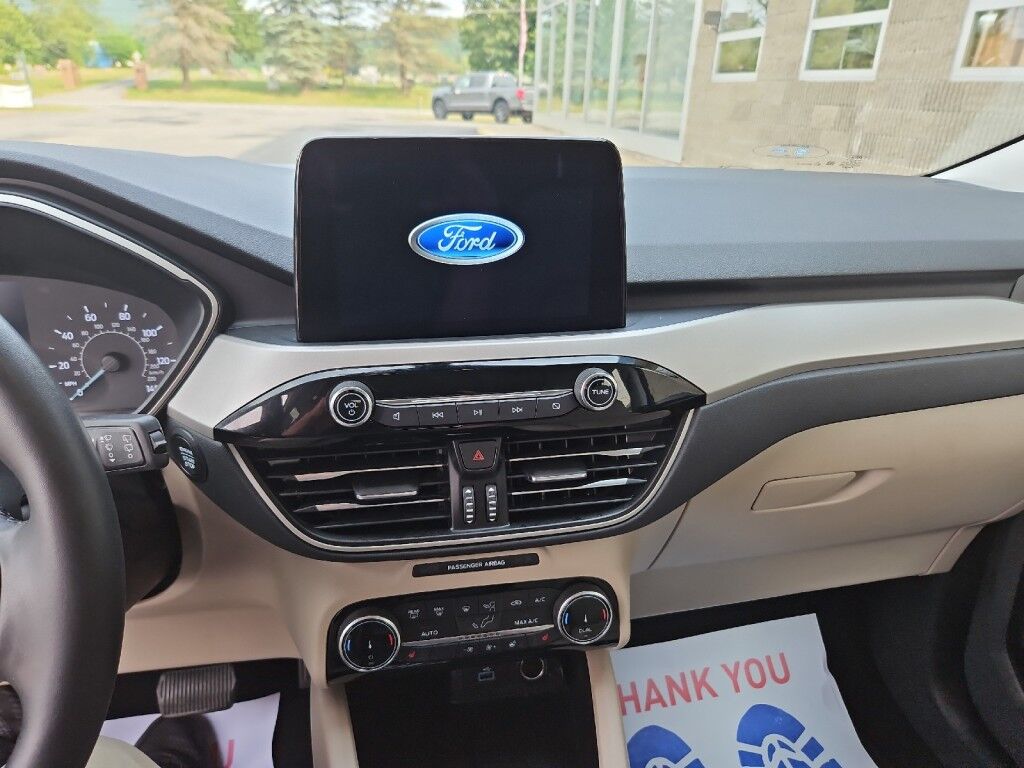 2022 Ford Escape SEL Cooperstown NY