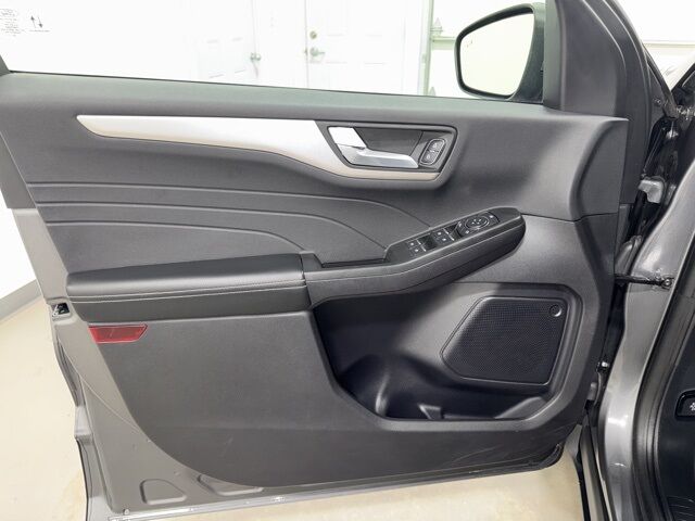 2022 Ford Escape SEL Pine River MN