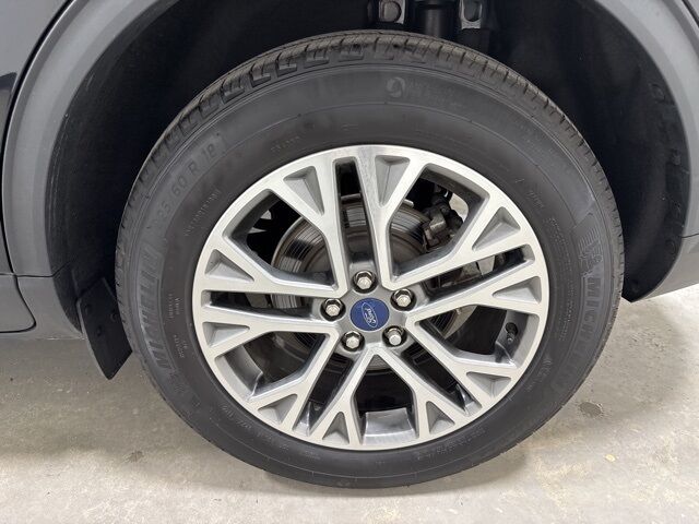 2022 Ford Escape SEL Pine River MN