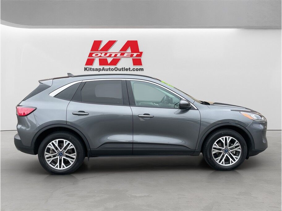 2022 Ford Escape SEL Sport Utility 4D