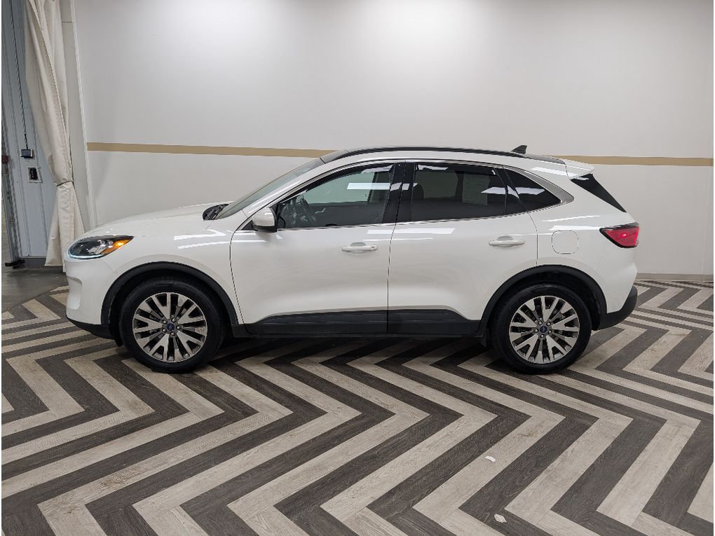 2022 Ford Escape Titanium Gasoline