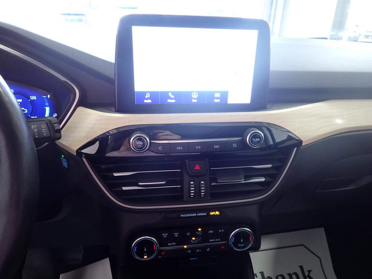 2022 Ford Escape Titanium* Hybrid* AWD LEATHER NAVI SUNROOF Listowel ON