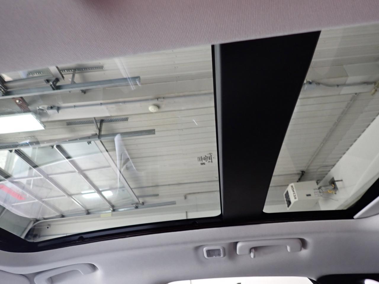 2022 Ford Escape Titanium* Hybrid* AWD LEATHER NAVI SUNROOF Listowel ON