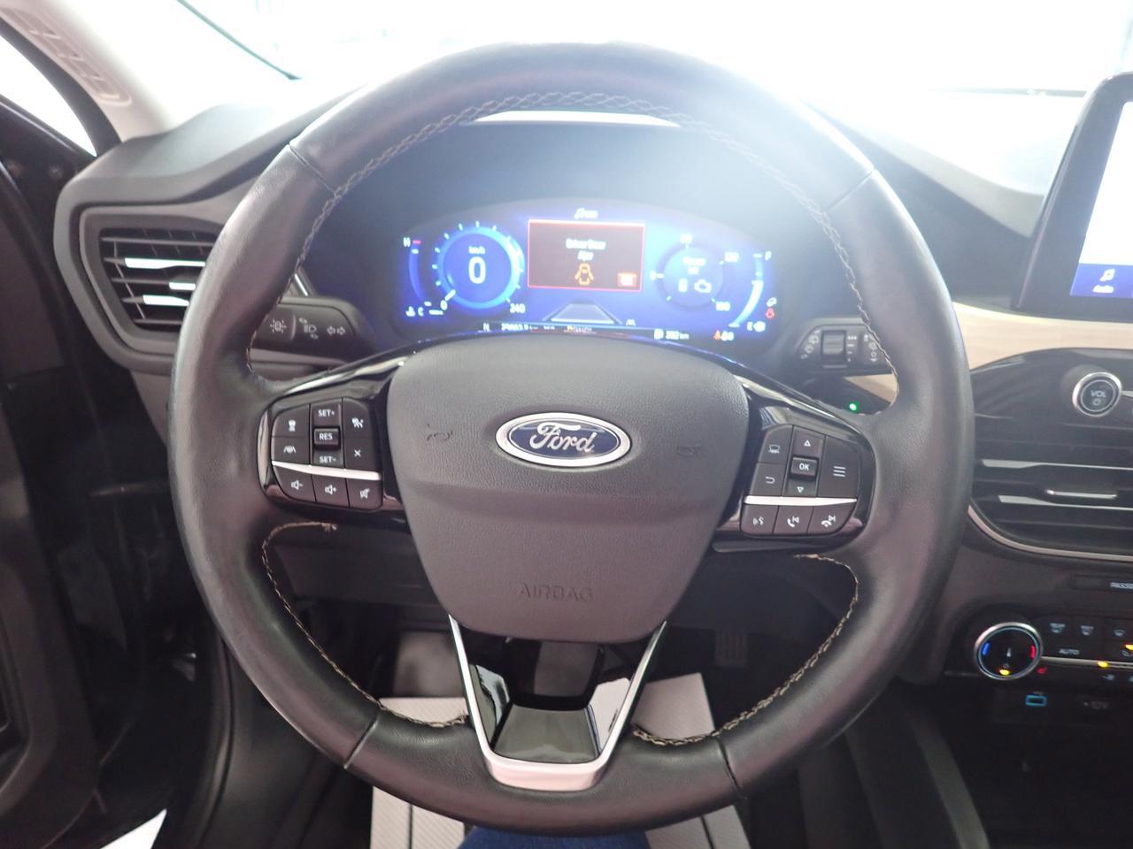 2022 Ford Escape Titanium* Hybrid* AWD LEATHER NAVI SUNROOF Listowel ON