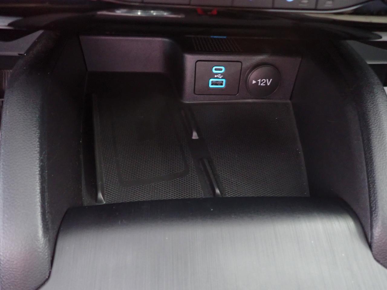 2022 Ford Escape Titanium* Hybrid* AWD LEATHER NAVI SUNROOF Listowel ON