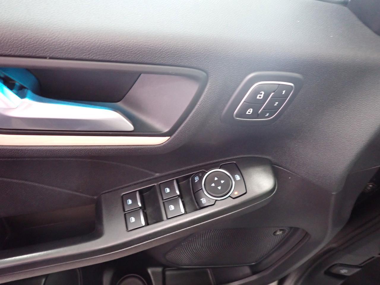 2022 Ford Escape Titanium* Hybrid* AWD LEATHER NAVI SUNROOF Listowel ON