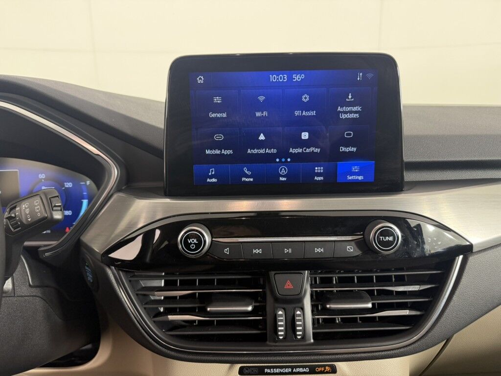 2022 Ford Escape Titanium Hybrid AWD Maumee OH