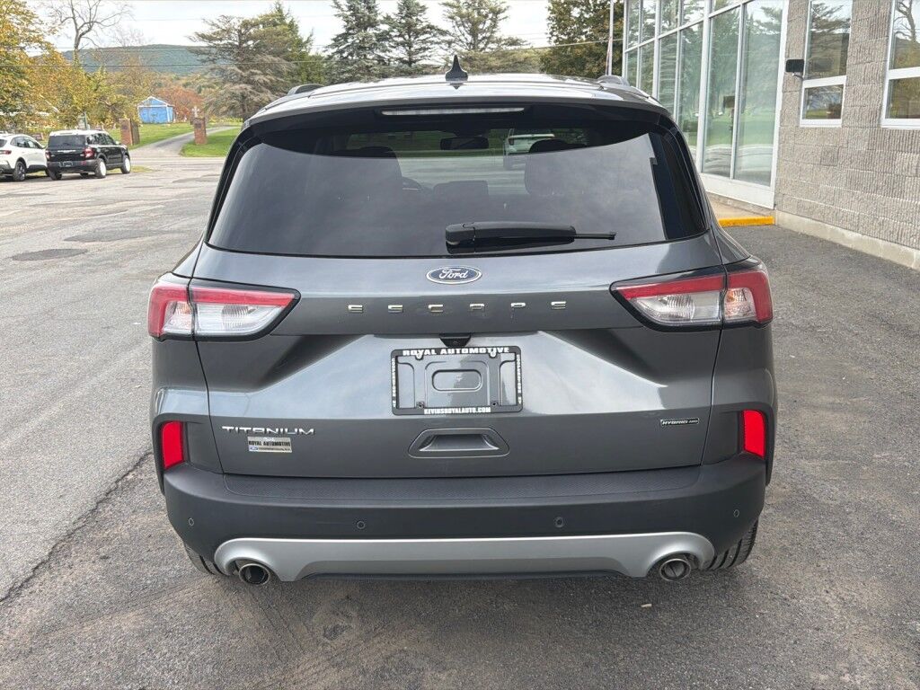 2022 Ford Escape Titanium Hybrid Cooperstown NY