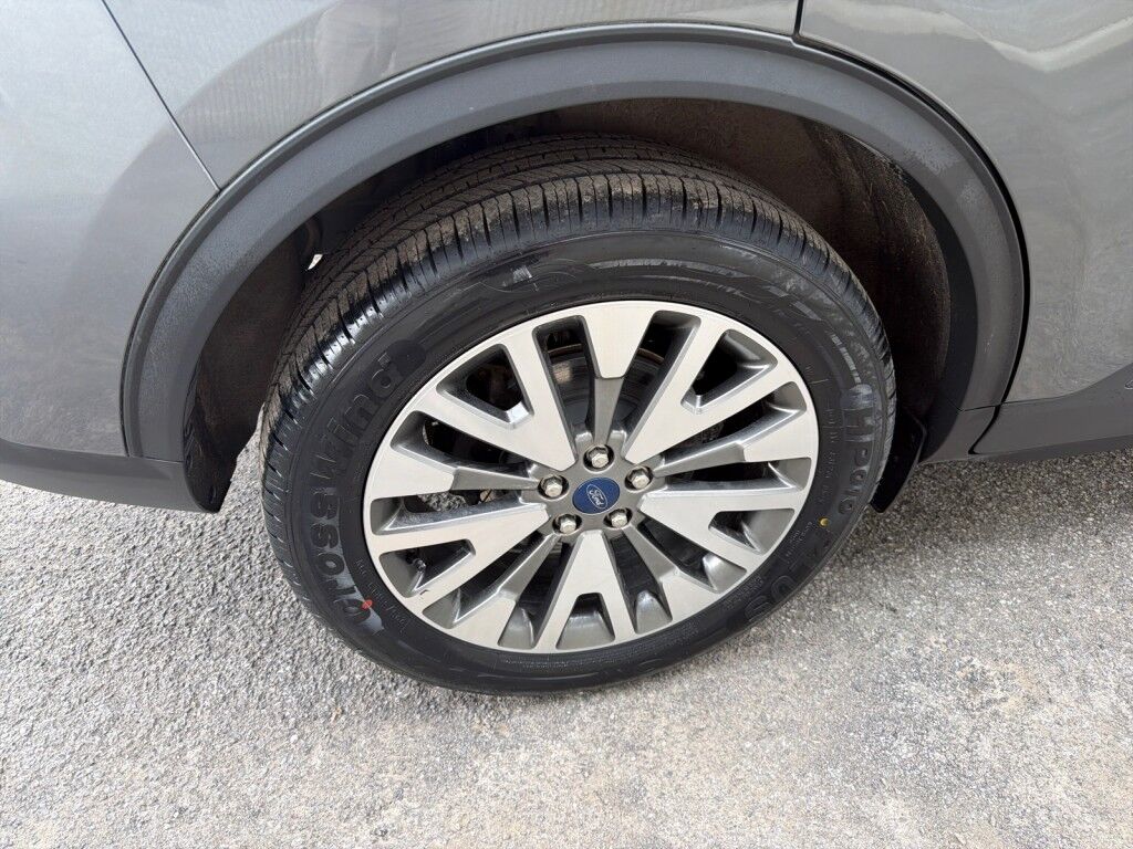 2022 Ford Escape Titanium Hybrid Cooperstown NY