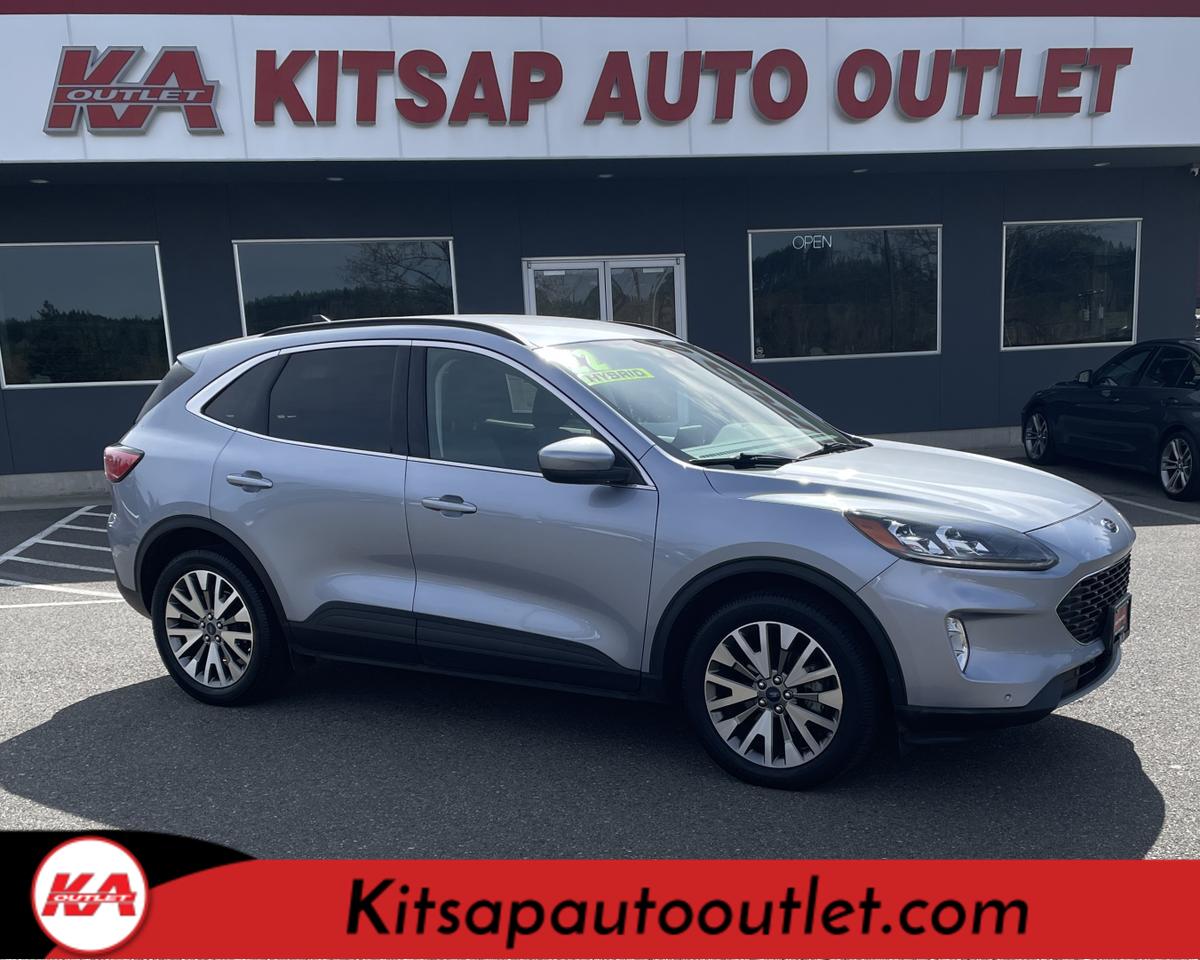 2022 Ford Escape Titanium Hybrid Sport Utility 4D