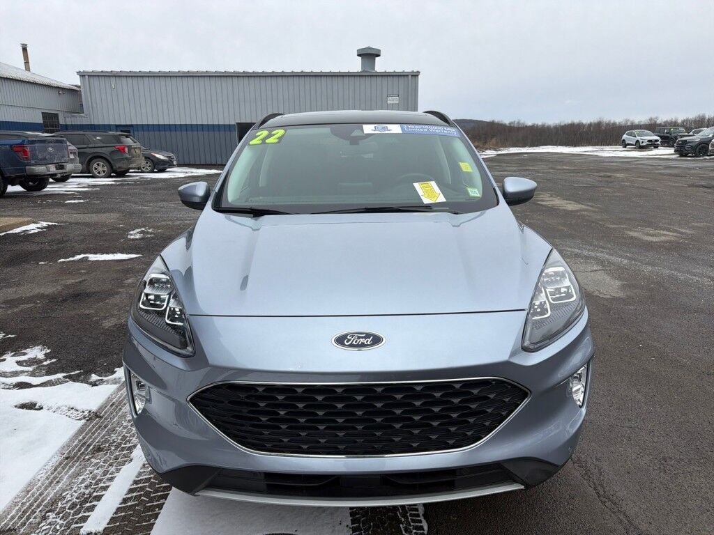 2022 Ford Escape Titanium