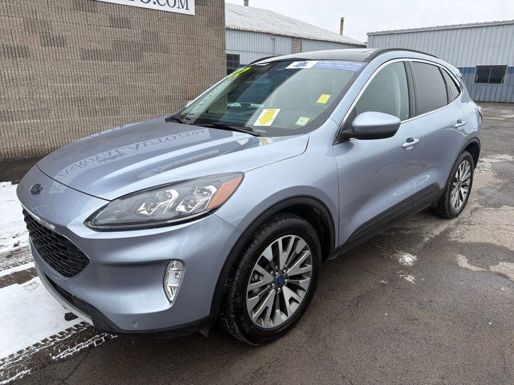 2022 Ford Escape Titanium