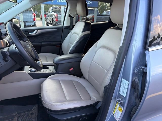 2022 Ford Escape Titanium Pine River MN
