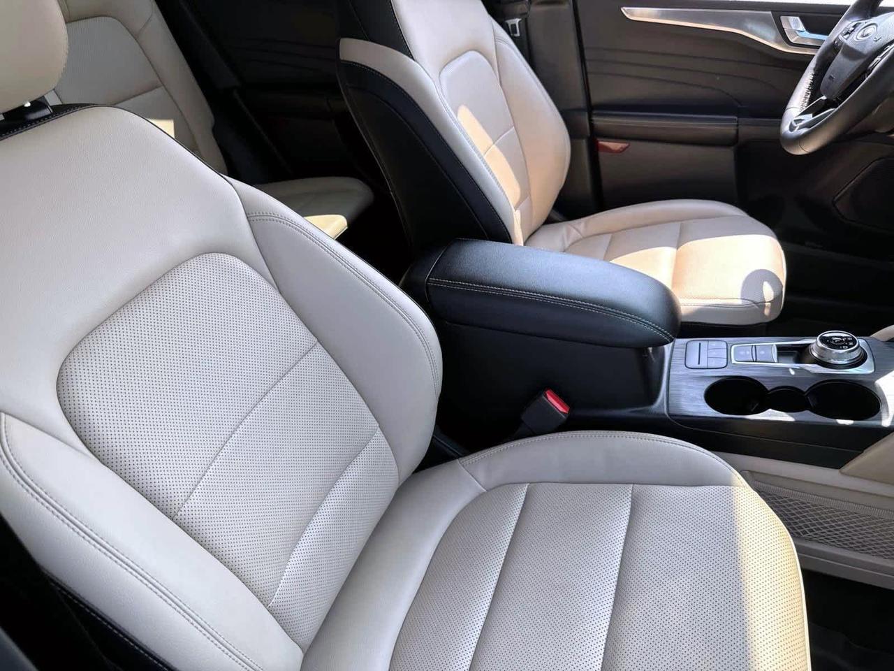 2022 Ford Escape Titanium Plymouth MA