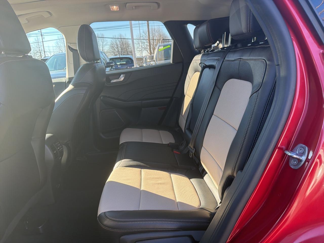 2022 Ford Escape Titanium Gaithersburg MD