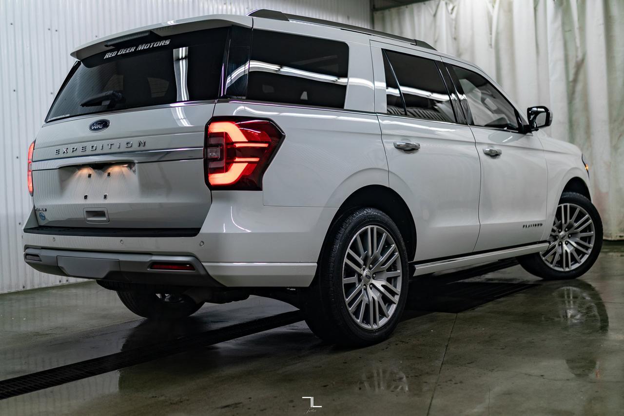 2022 Ford Expedition AWD Platinum Leather Roof Nav BCam Red Deer AB