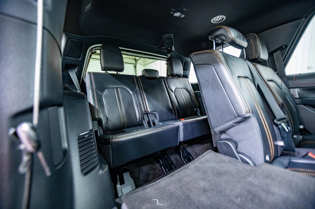 2022 Ford Expedition AWD Platinum Leather Roof Nav BCam Red Deer AB