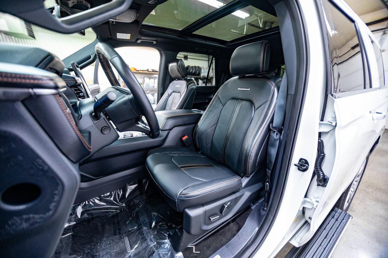 2022 Ford Expedition AWD Platinum Leather Roof Nav BCam Red Deer AB