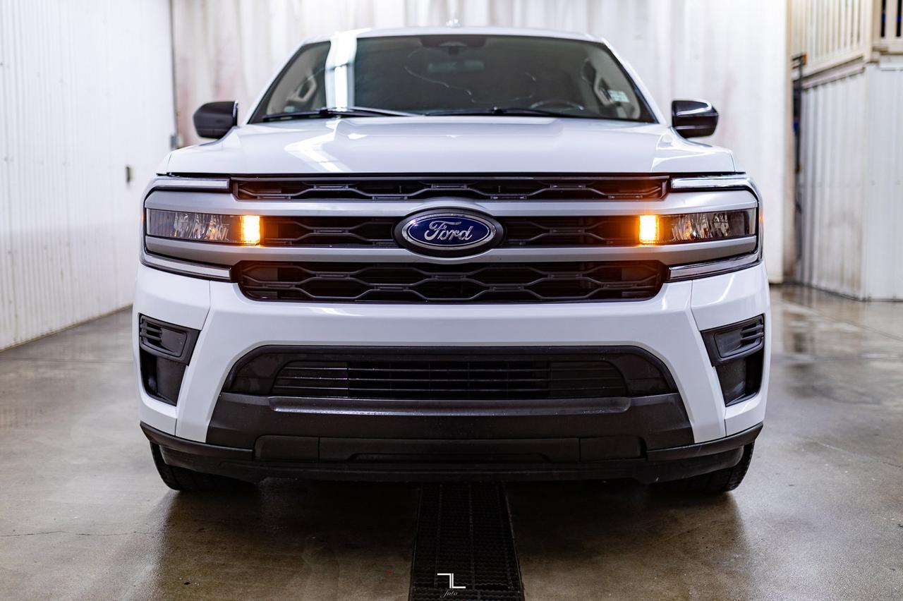 2022 Ford Expedition AWD SSV BCam 3rd Row Red Deer AB