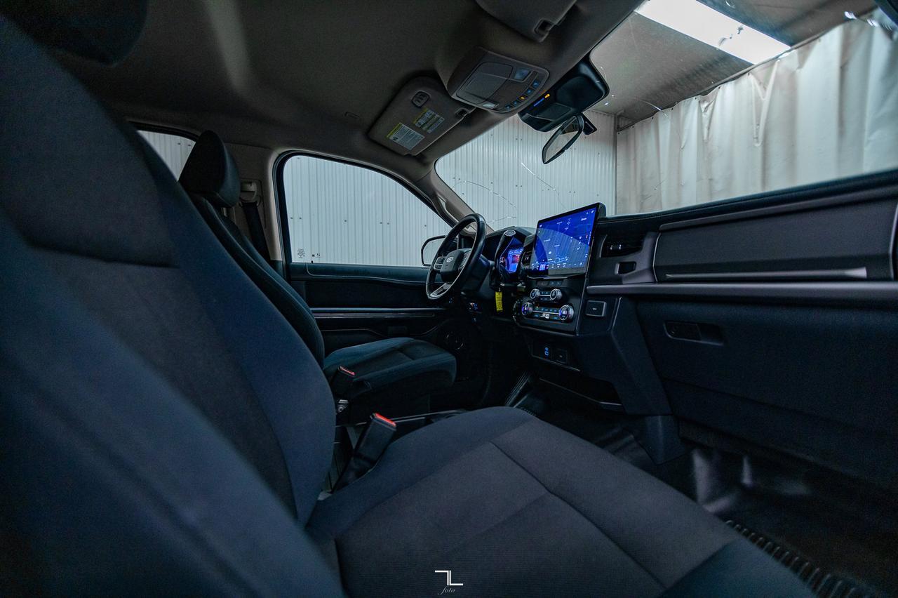 2022 Ford Expedition AWD SSV BCam 3rd Row Red Deer AB