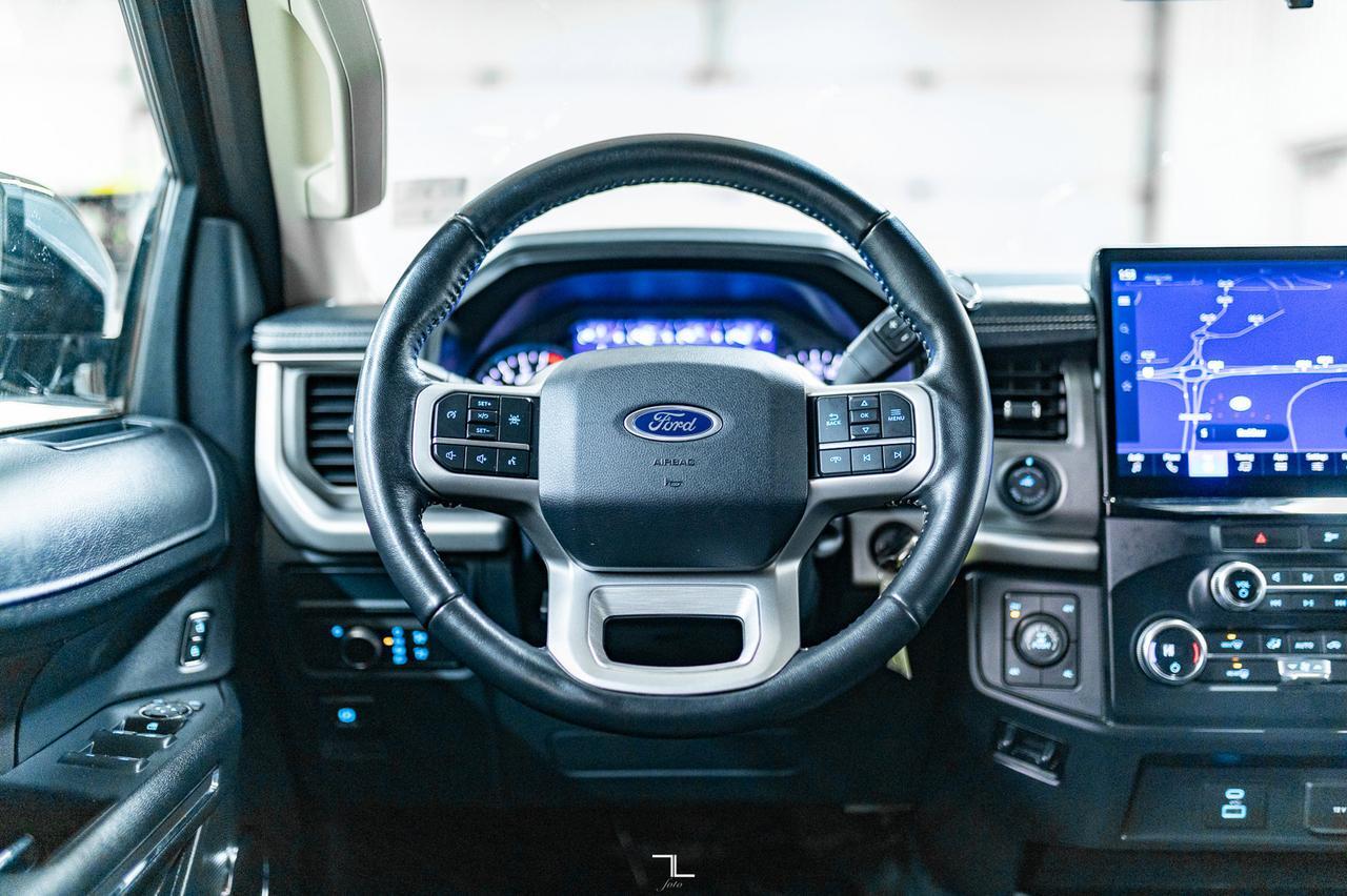 2022 Ford Expedition AWD SSV BCam 3rd Row Red Deer AB