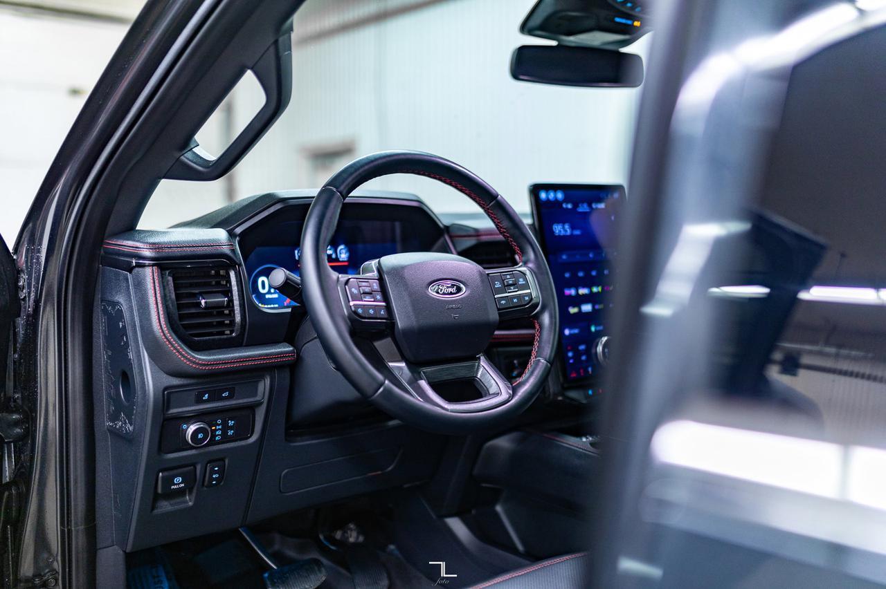 2022 Ford Expedition Max 4x4 Limited Stealth Leather Roof Nav BCam Red Deer AB