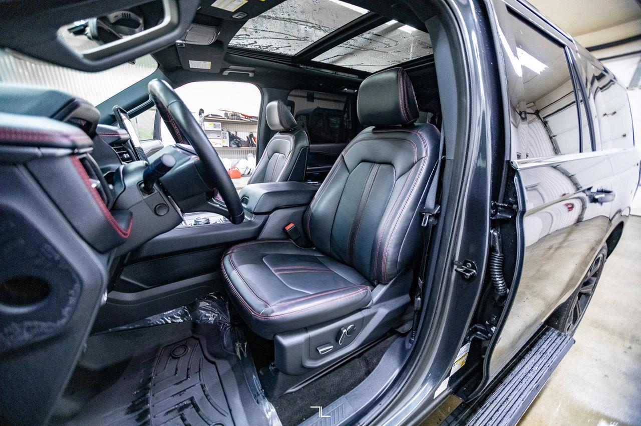 2022 Ford Expedition Max 4x4 Limited Stealth Leather Roof Nav BCam Red Deer AB