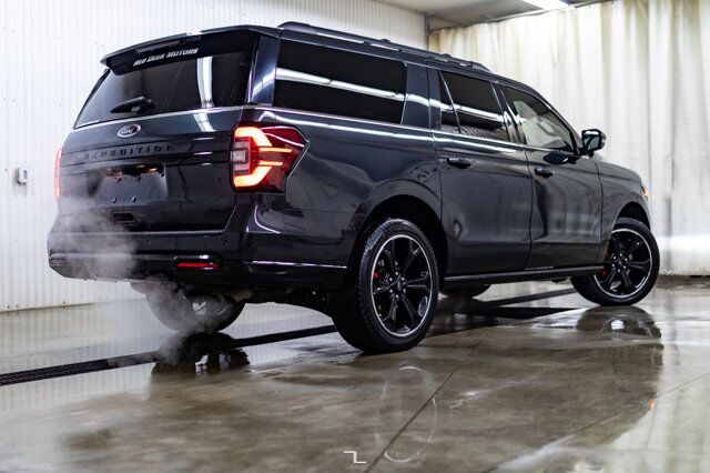 2022 Ford Expedition Max 4x4 Limited Stealth Leather Roof Nav BCam Red Deer AB