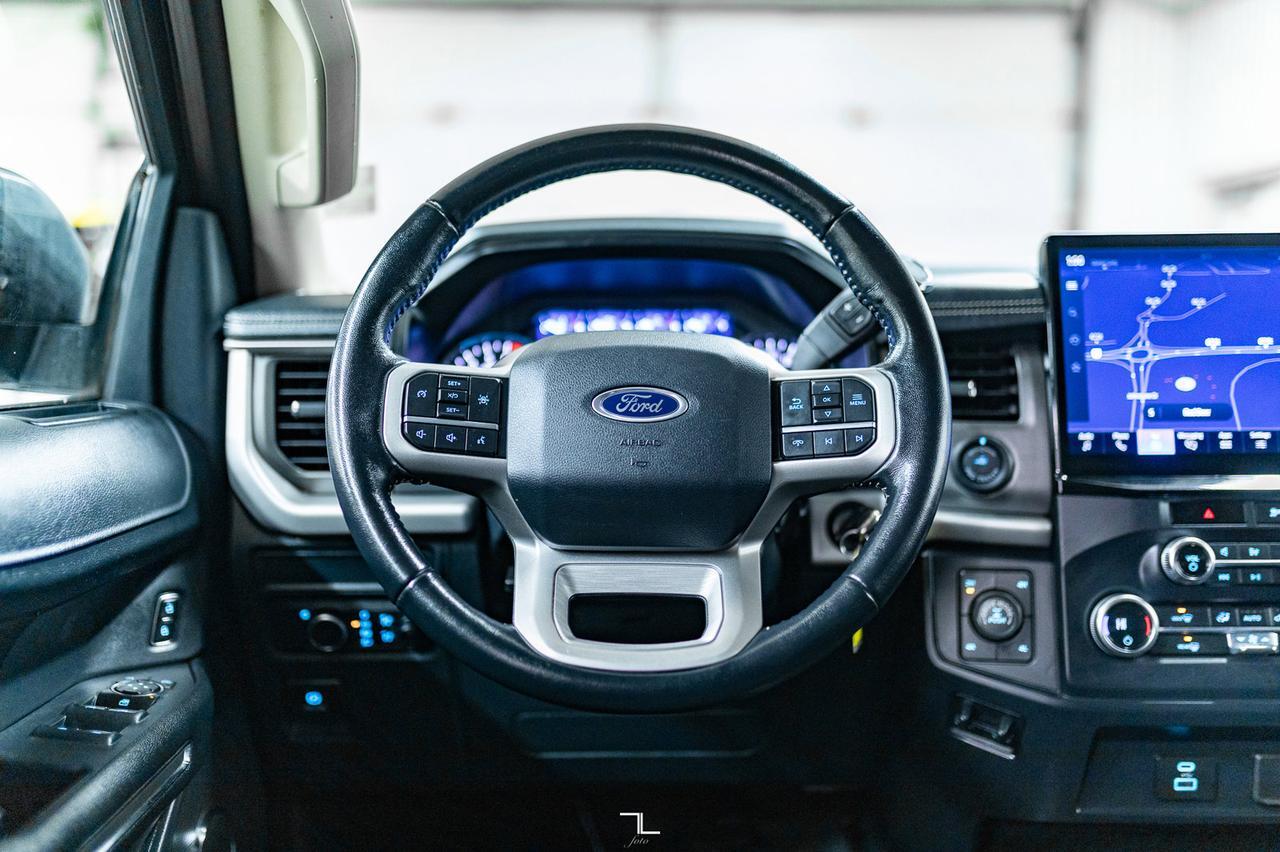 2022 Ford Expedition Max 4x4 SSV Nav BCam PSeat Red Deer AB