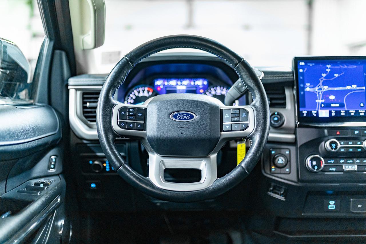 2022 Ford Expedition Max 4x4 SSV Nav BCam Red Deer AB