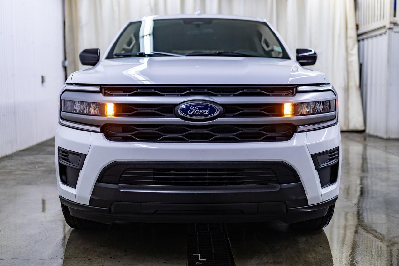 2022 Ford Expedition Max 4x4 SSV Nav BCam Red Deer AB