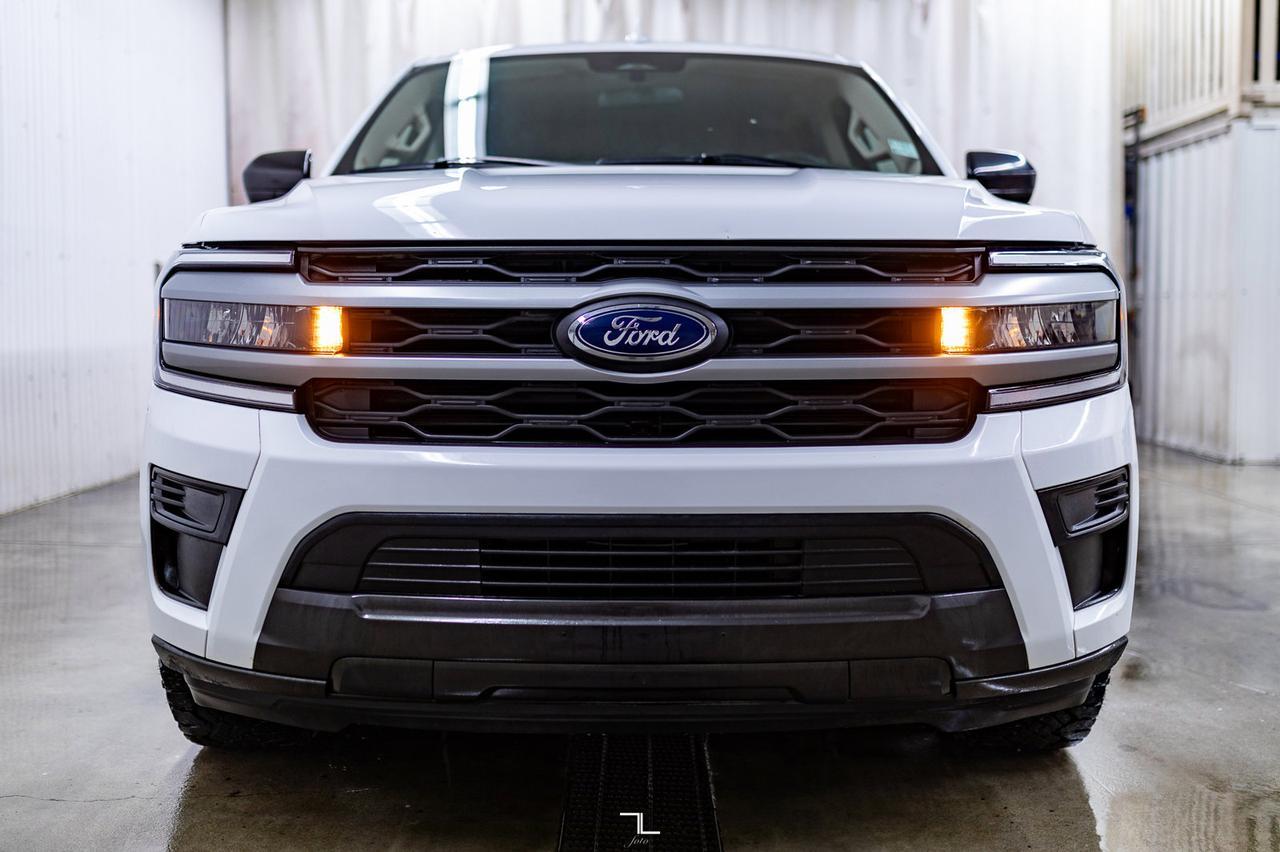 2022 Ford Expedition Max 4x4 SSV Nav BCam Red Deer AB