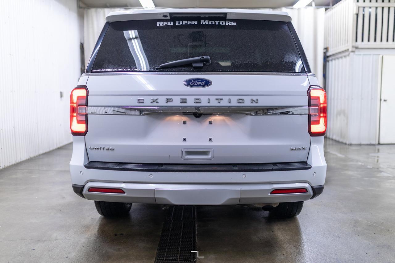 2022 Ford Expedition Max AWD Limited Leather Roof Nav BCam Red Deer AB