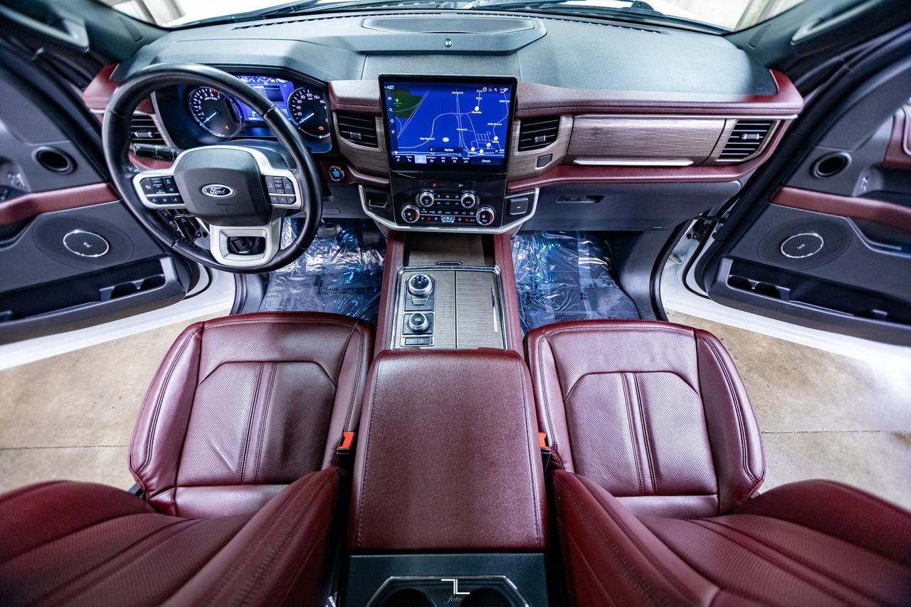 2022 Ford Expedition Max AWD Limited Leather Roof Nav BCam Red Deer AB