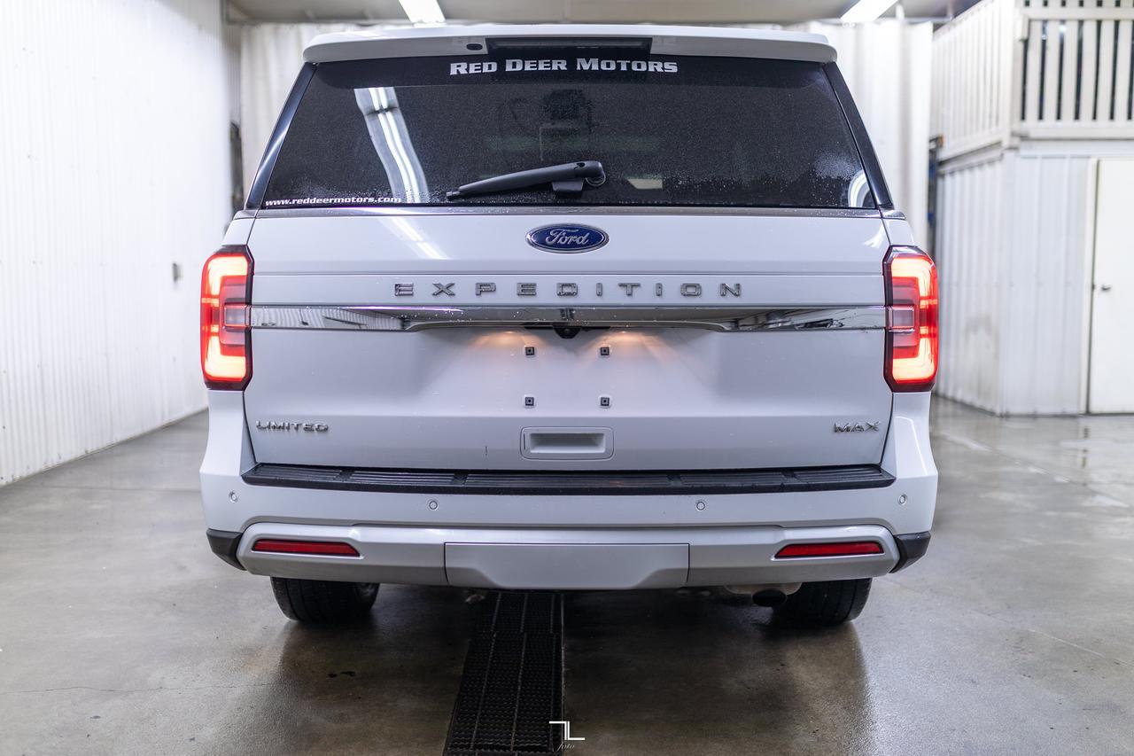2022 Ford Expedition Max AWD Limited Leather Roof Nav BCam Red Deer AB